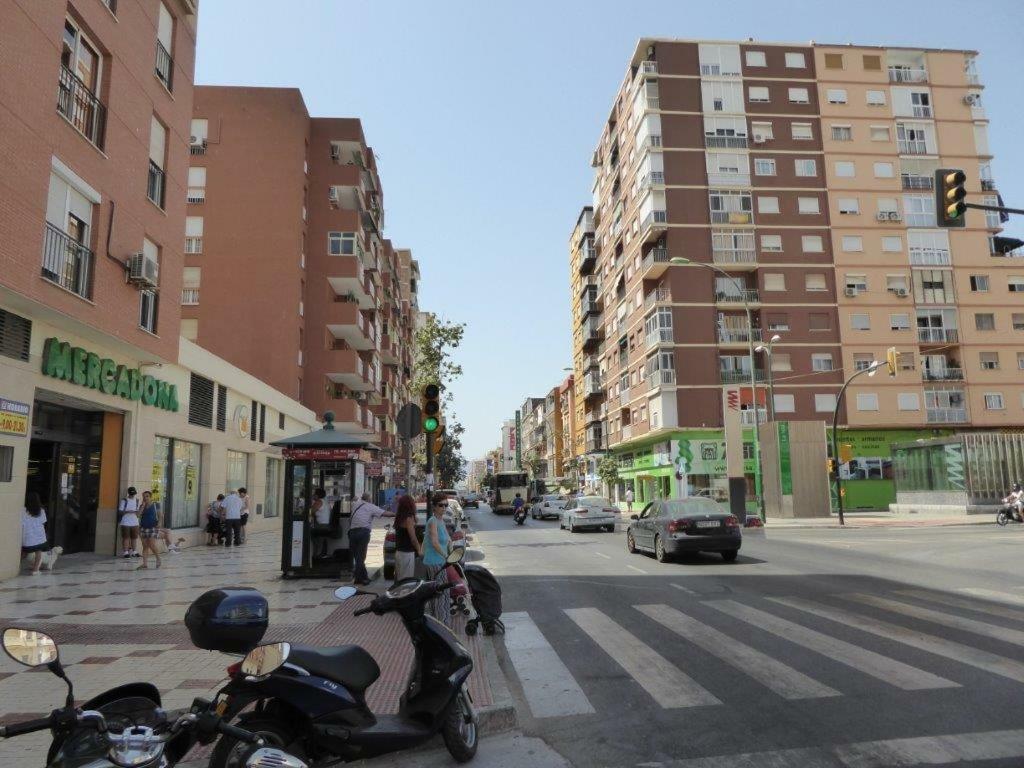 Appartement A Малага Екстериор снимка